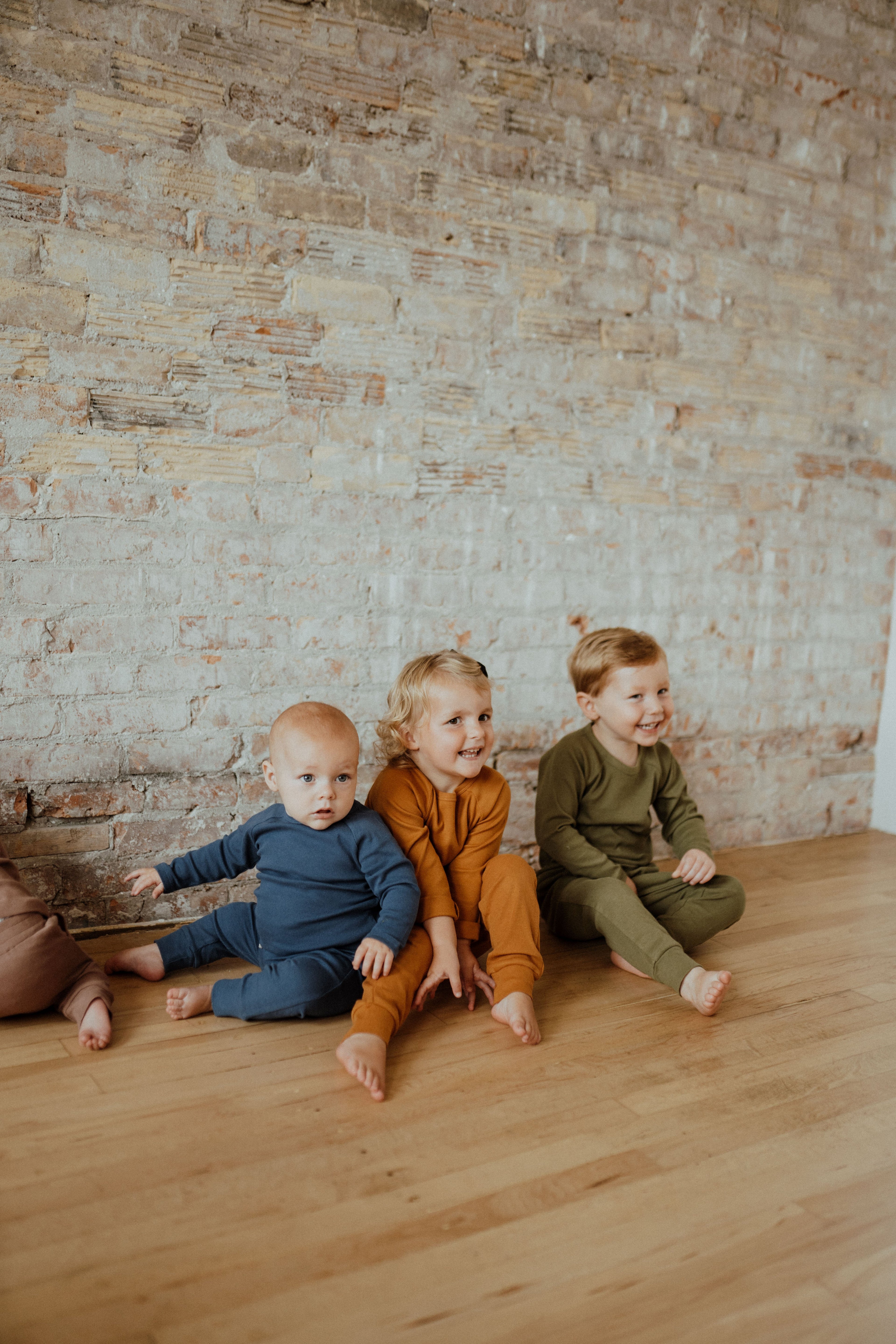 rganic ribbed jogger baby sets Canada; ba.be.O ribbed jogger outfits toddler; ribbed jogger sets Olive Mauve Dark Blue Copper