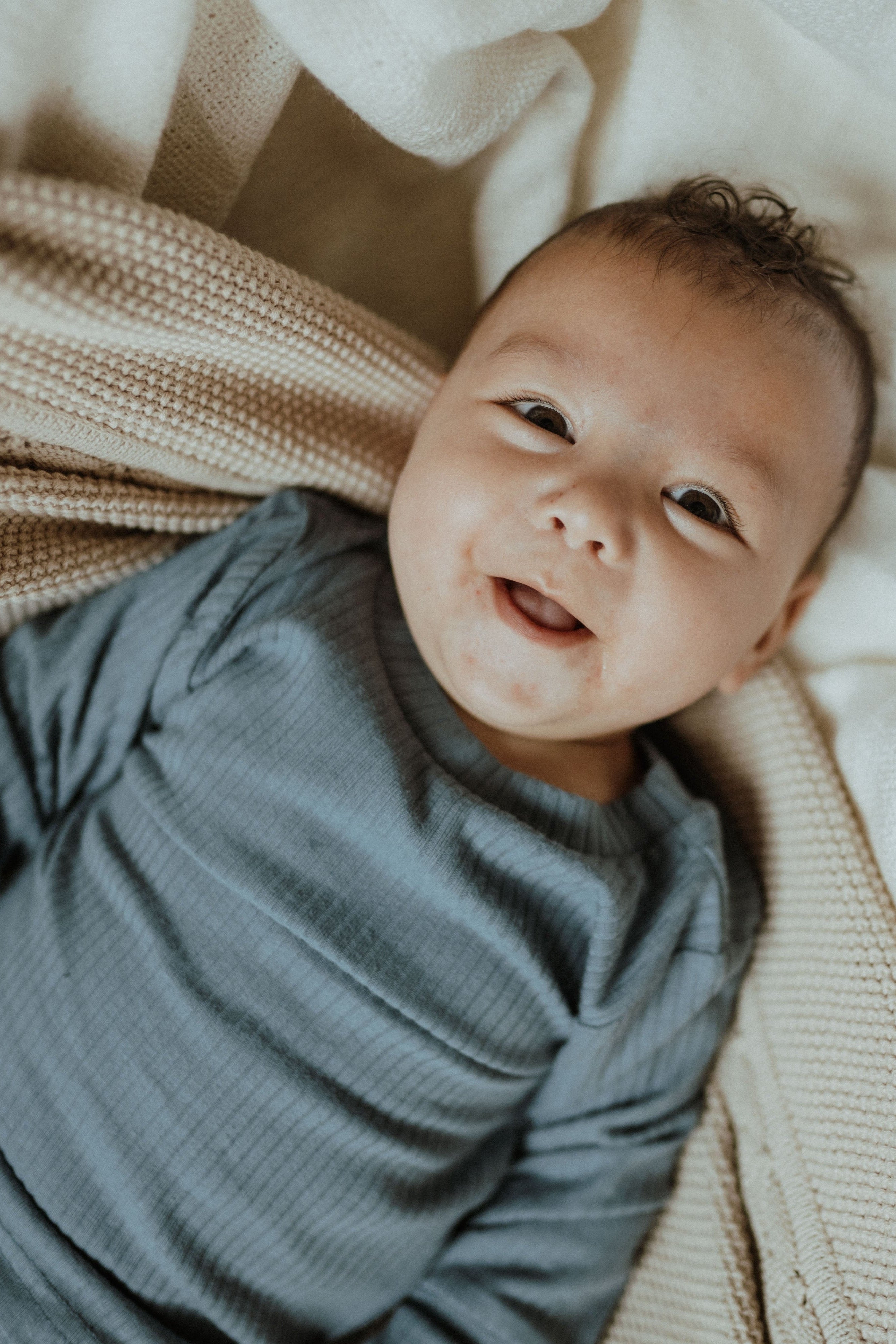 Deep Blue organic cotton baby two-piece outfit Canada; Baby matching set Deep Blue organic cotton ba.be.O; Deep Blue infant two-piece clothing set organic cotton Canada