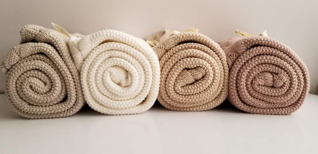 Knit Heirloom Blanket – Sandstone | ba.be.O Canada