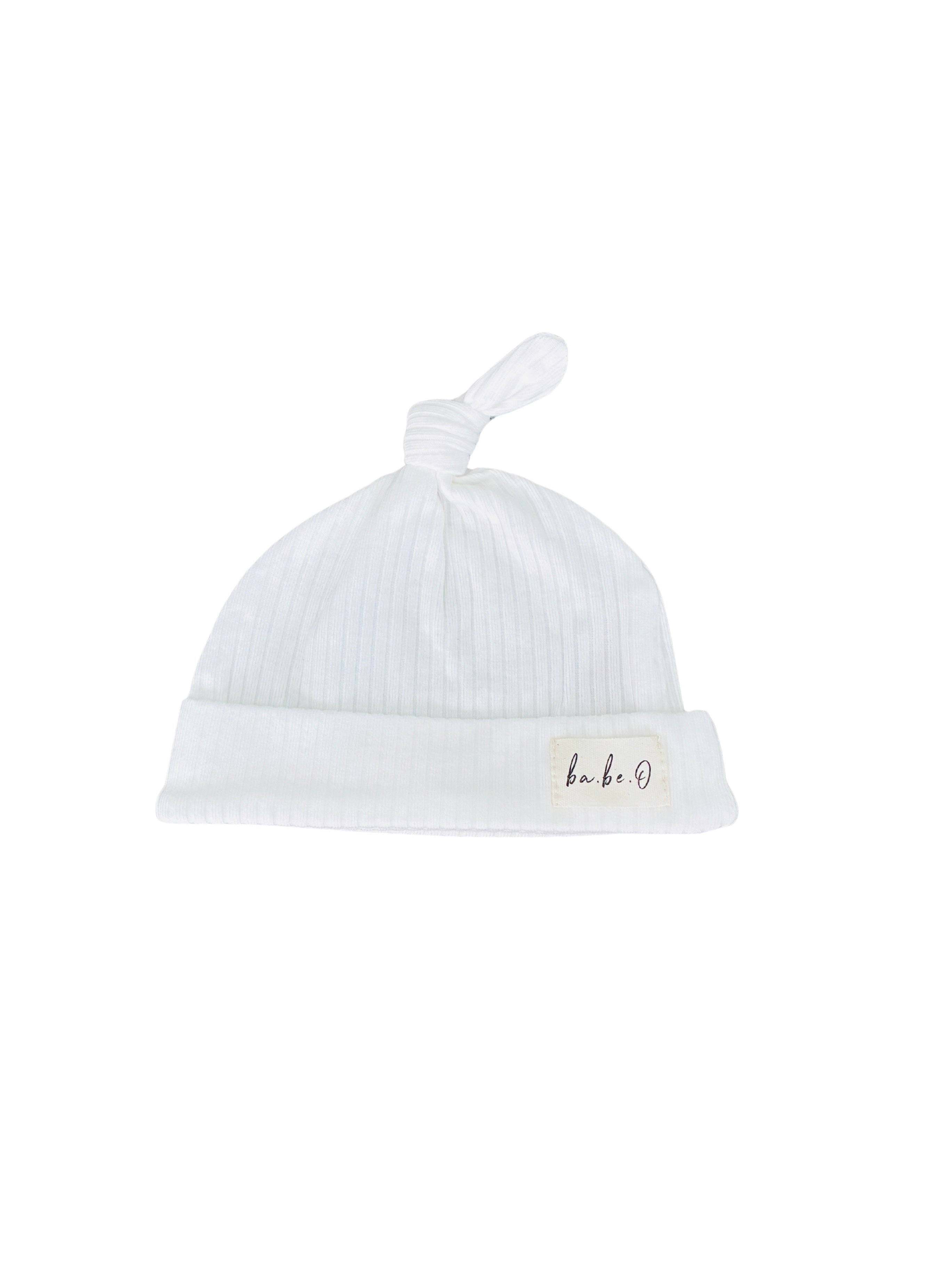 Knotted Cap - Snow