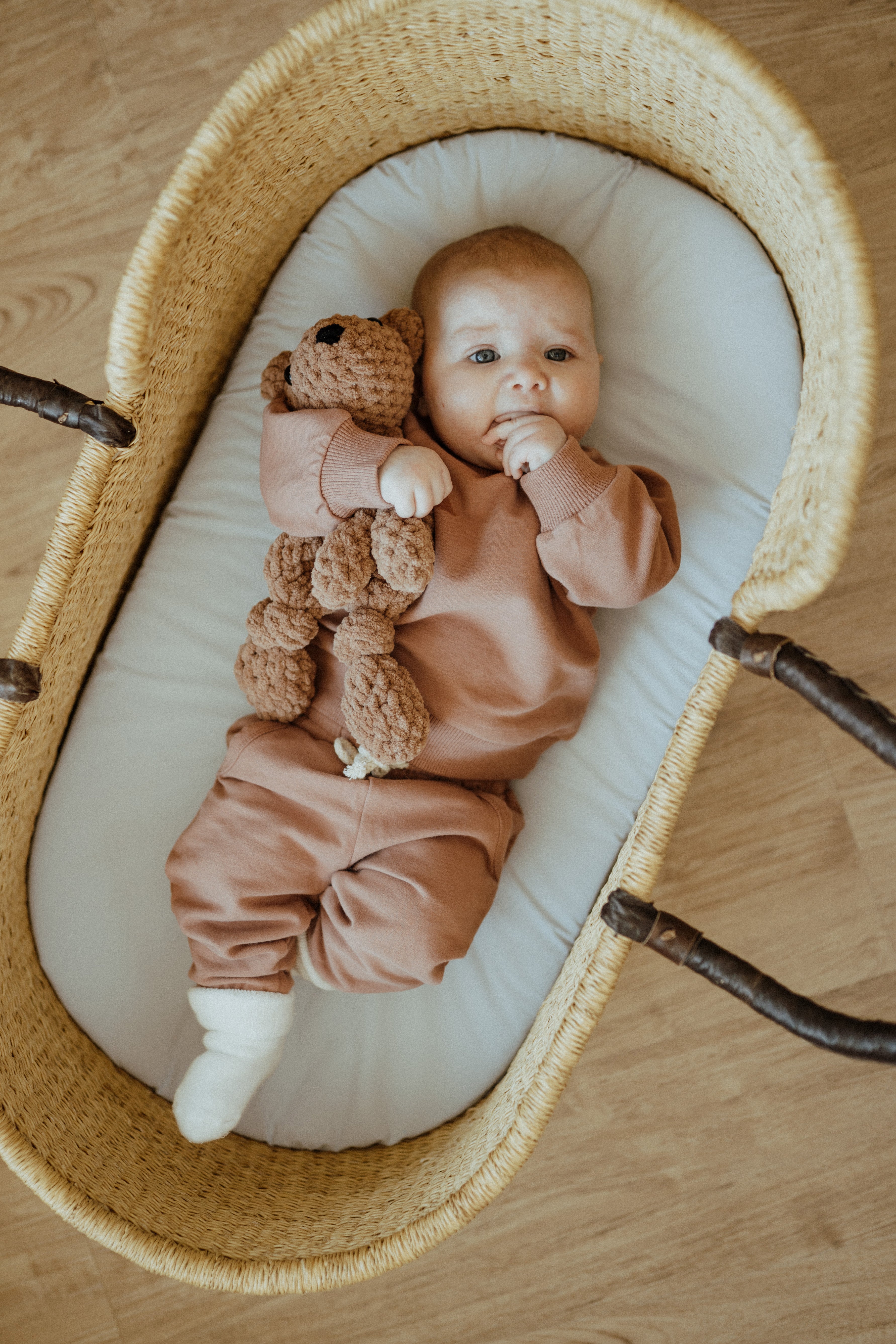 Desert Pink organic cotton baby sweatsuit Canada; Toddler sweatsuit Desert Pink organic cotton ba.be.O; Cozy Desert Pink sweatsuit for babies and toddlers Canada