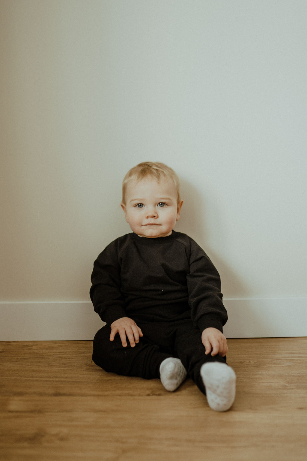 Organic Cotton Baby & Toddler Sweatsuit, Black | ba.be.O Canada