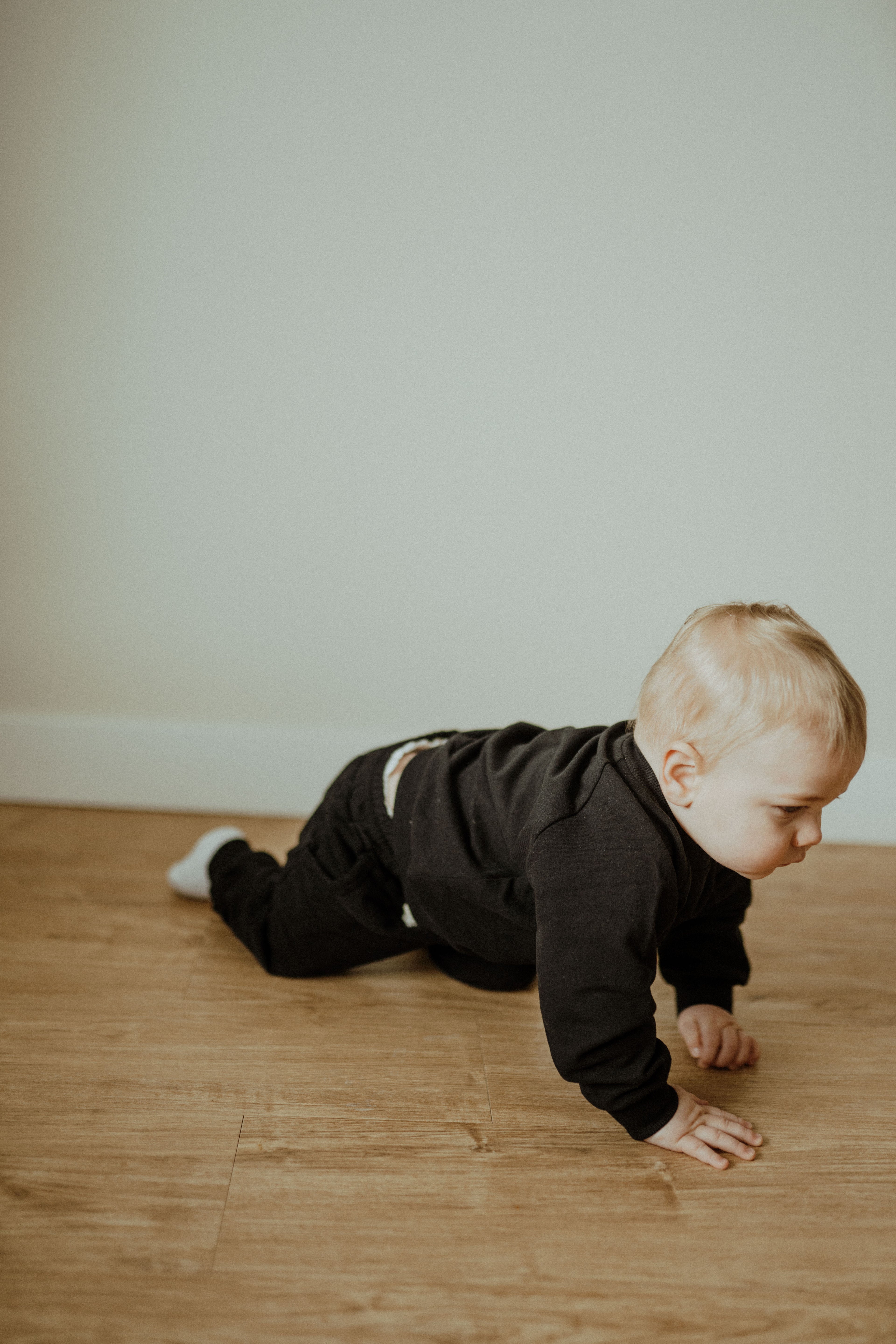 Organic Cotton Baby & Toddler Sweatsuit, Black | ba.be.O Canada