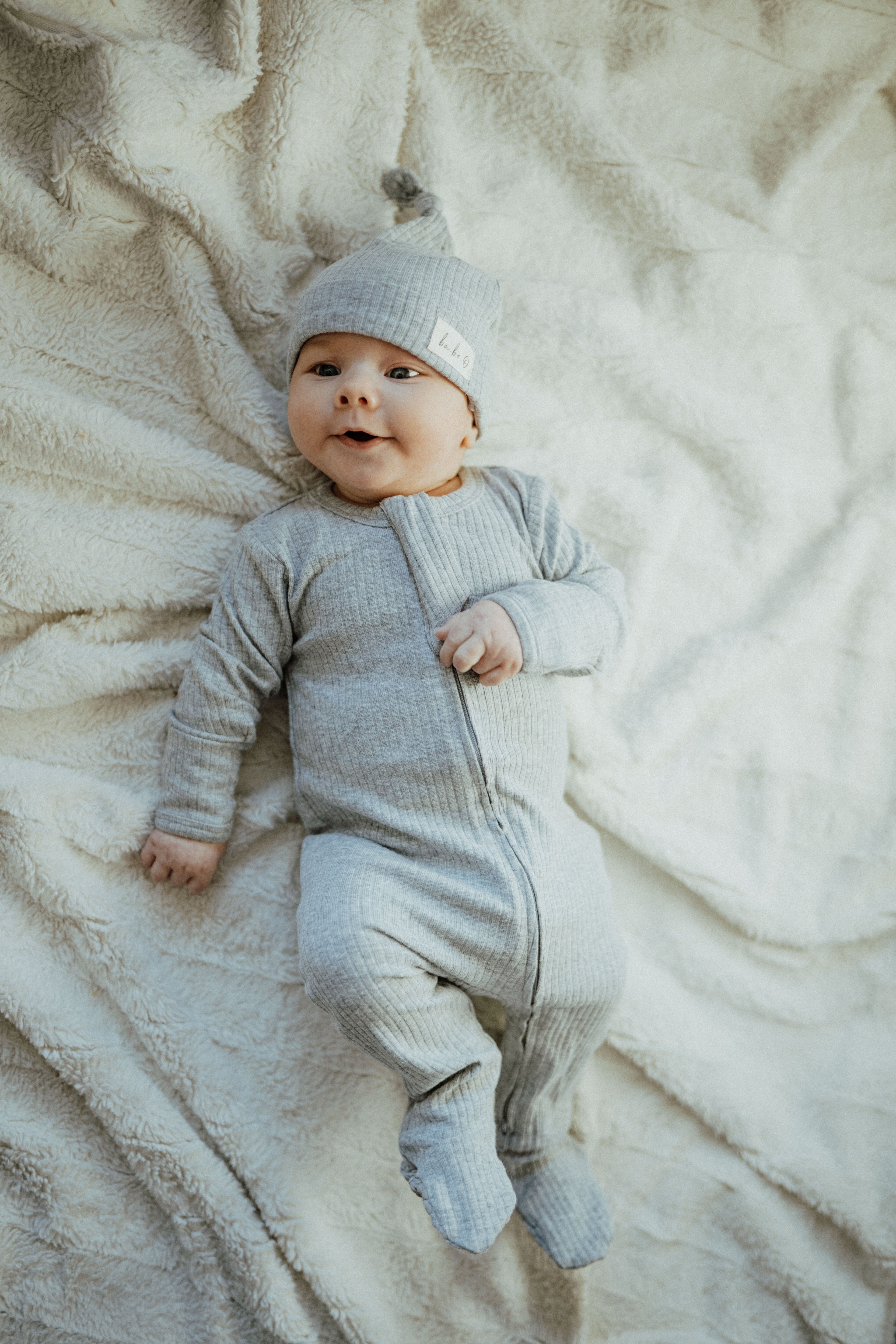 Knotted Cap - Heathered Grey