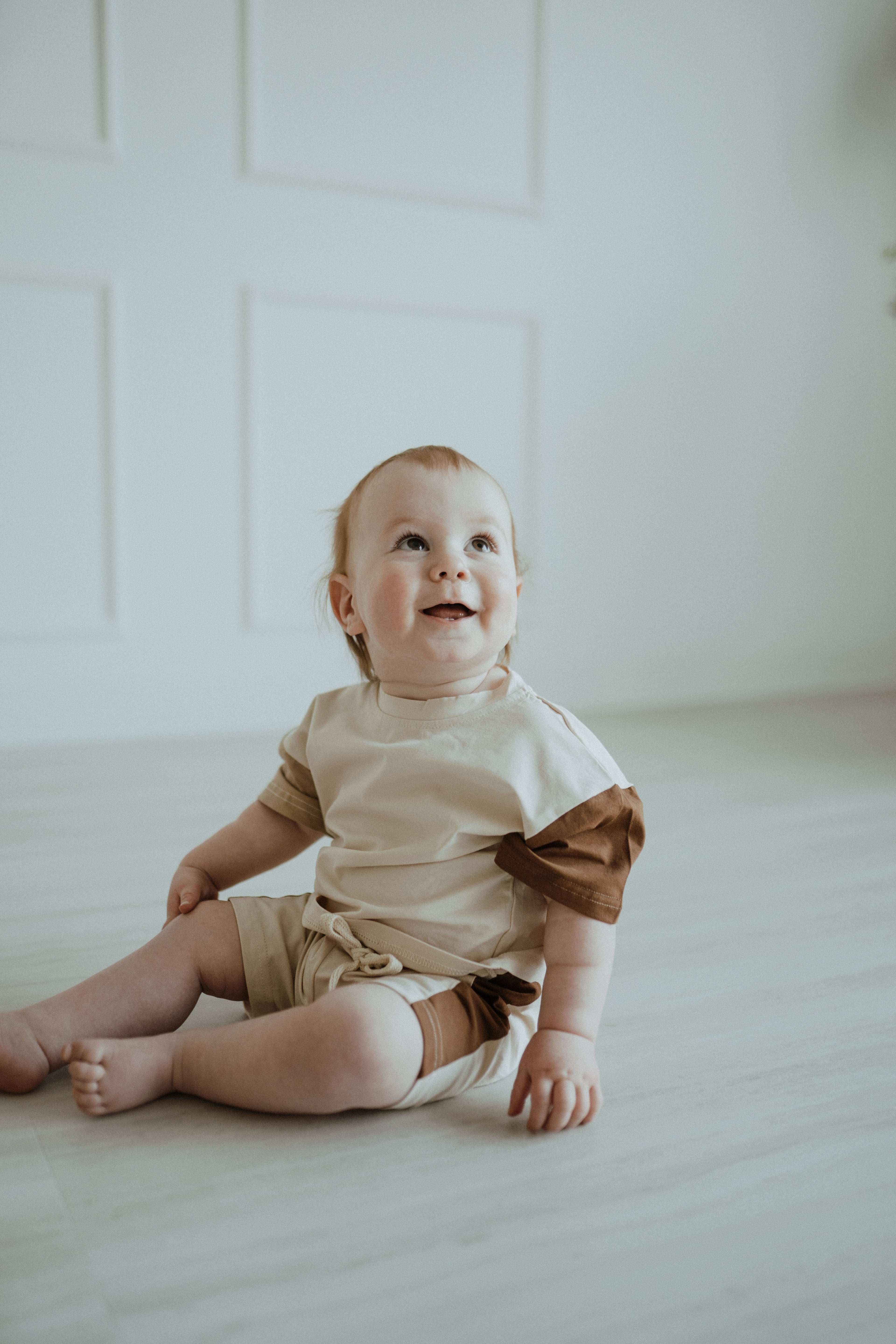 Tri-Colored Short Set - Brown